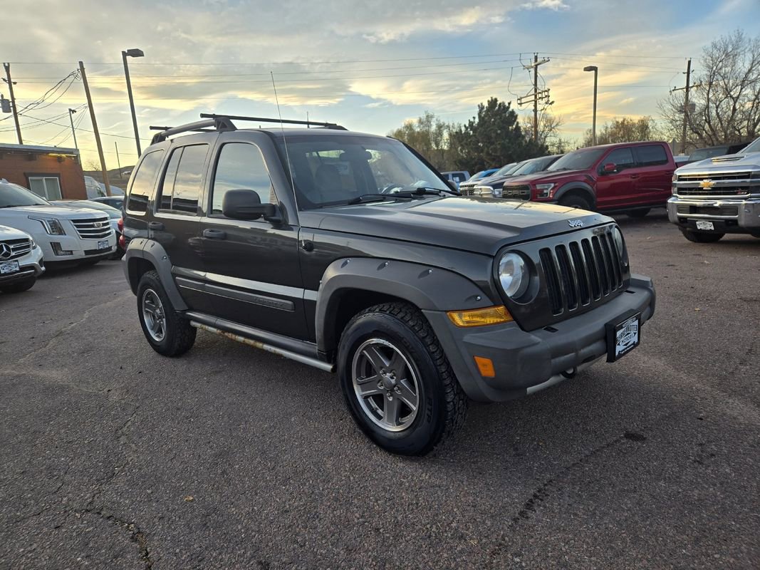 Used 2005 Jeep Liberty Renegade image 13