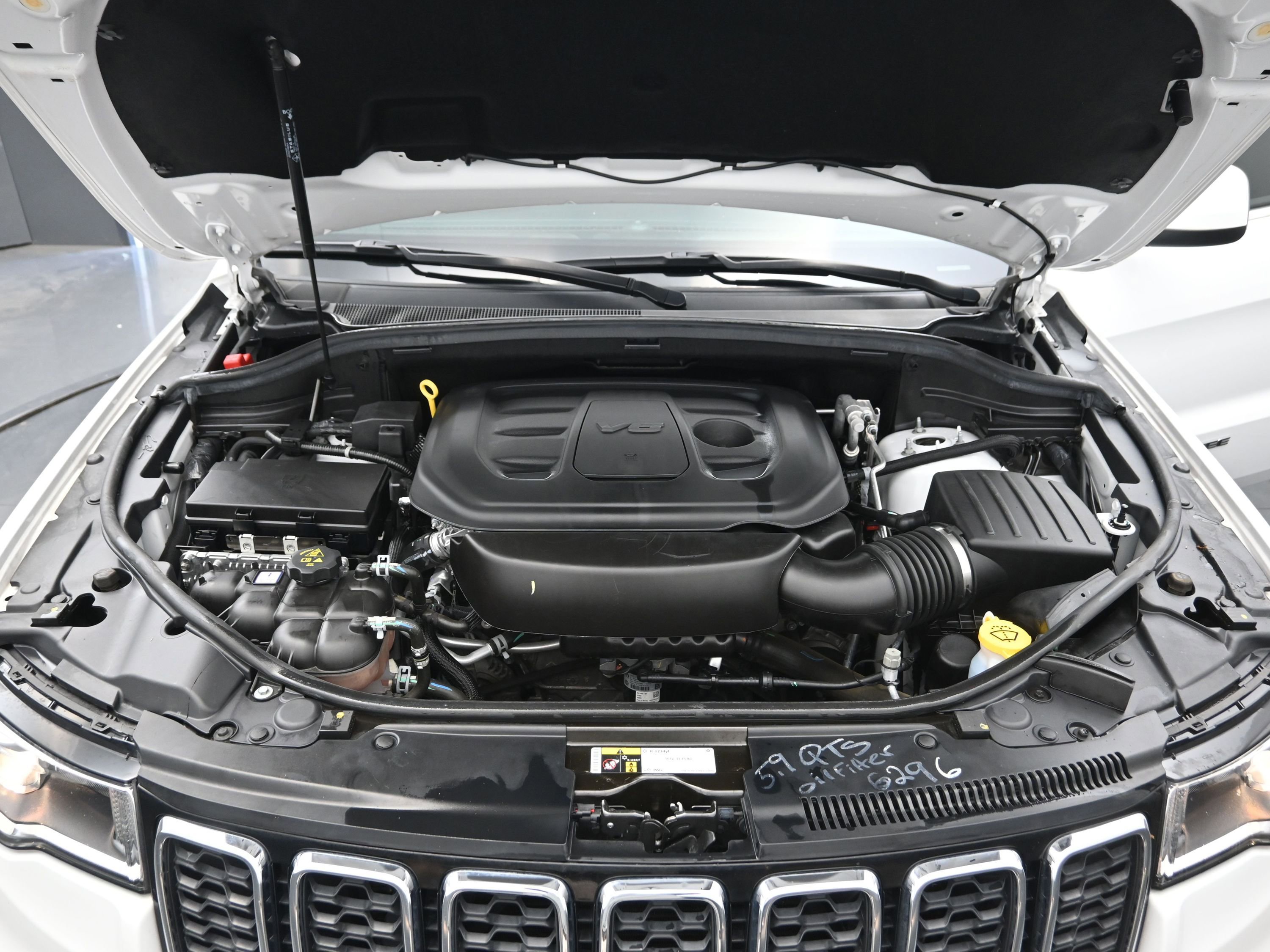 Used 2021 Jeep Grand Cherokee Laredo image 21