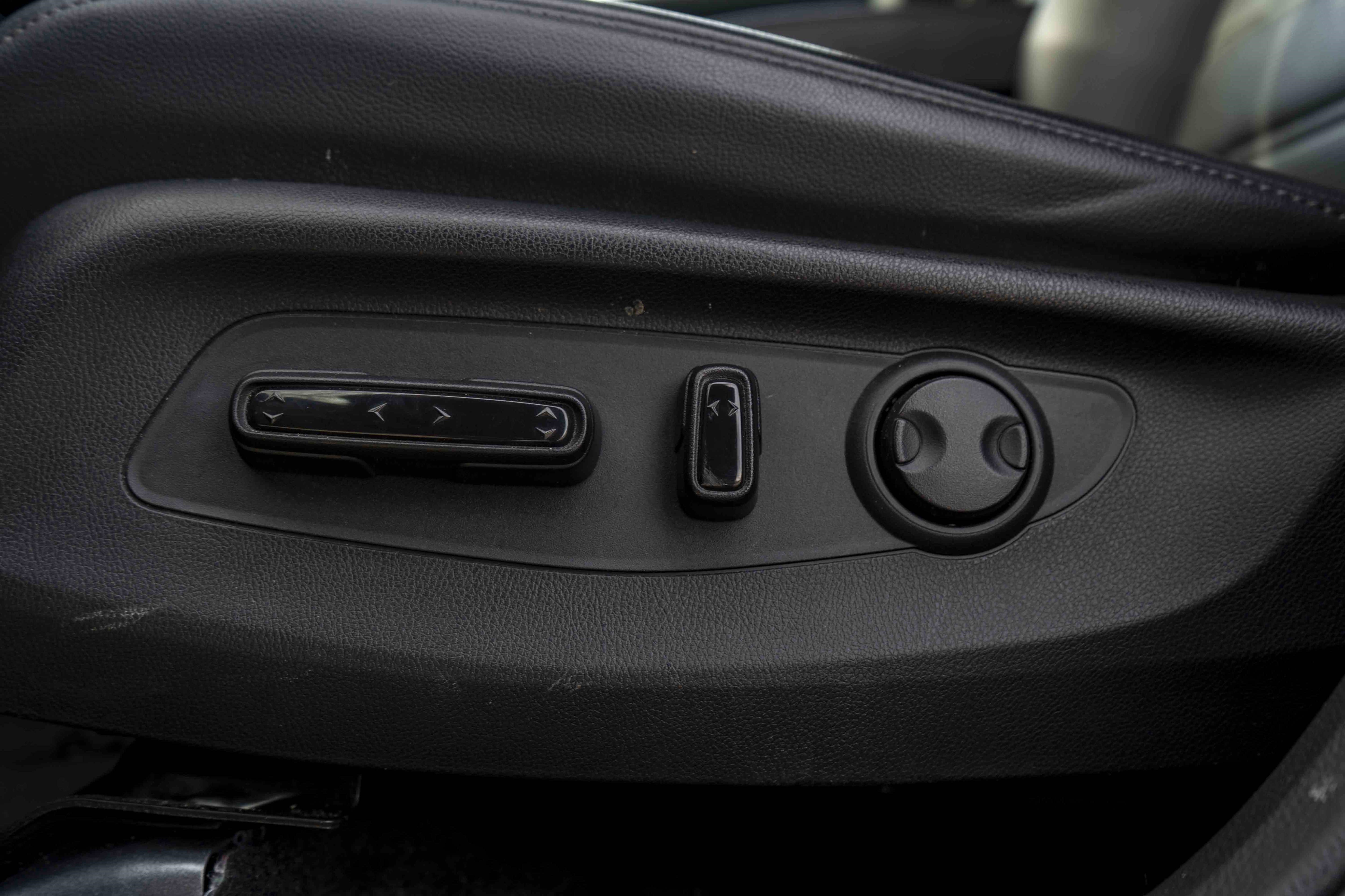 Used 2025 Honda CR-V EX-L image 42