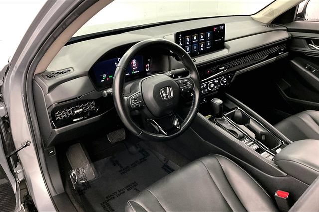 Used 2025 Honda Accord EX-L image 16