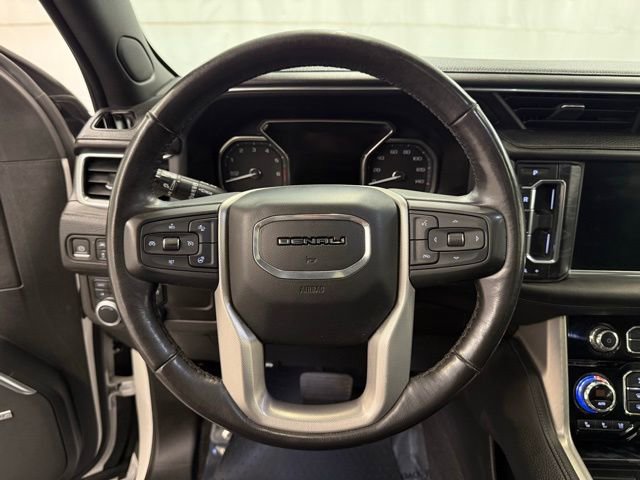 Used 2021 GMC Yukon Denali w/ Denali Premium Package image 13