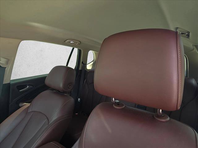 Used 2017 Buick Envision Essence FWD image 12