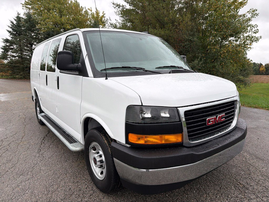 Used 2025 GMC Savana 2500 w/ Driver Convenience Package RWD image 1