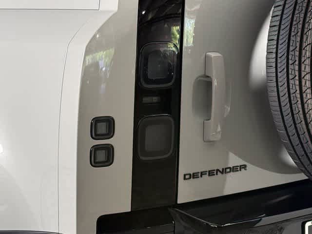 New 2026 Land Rover Defender 110 S AWD/4WD image 13