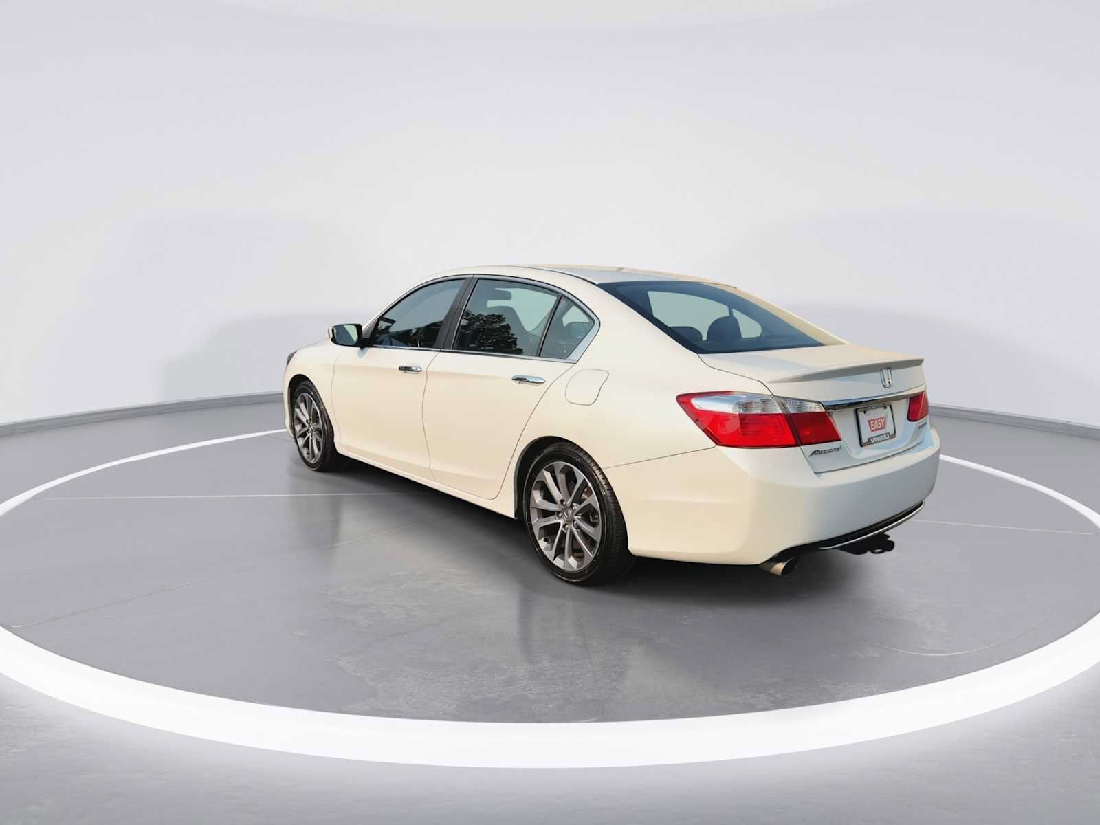 Used 2014 Honda Accord Sport image 6