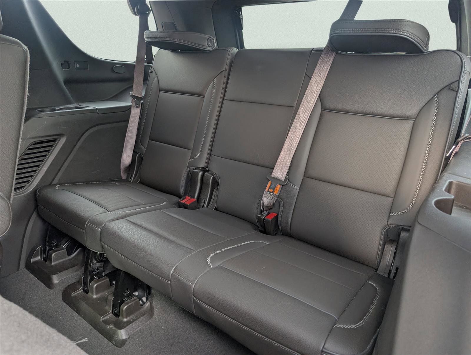 Used 2022 GMC Yukon Denali image 15