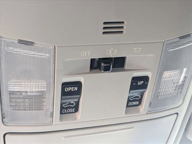 Used 2017 Toyota RAV4 XLE image 15