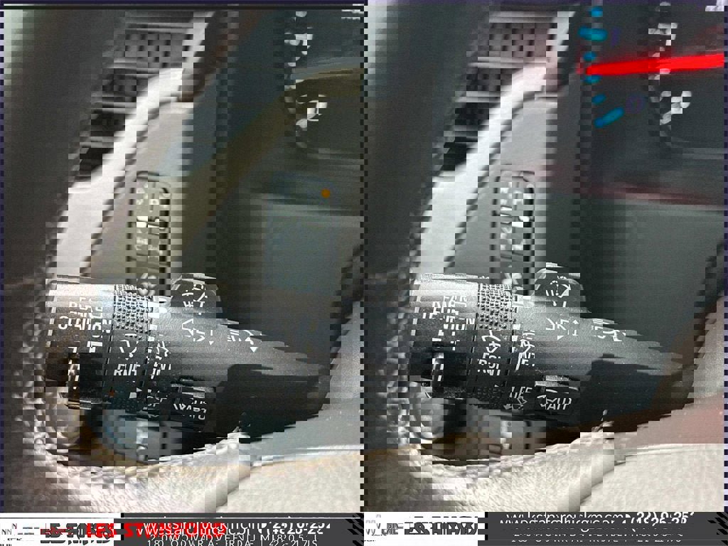 Used 2018 GMC Yukon Denali w/ Denali Ultimate Package image 26