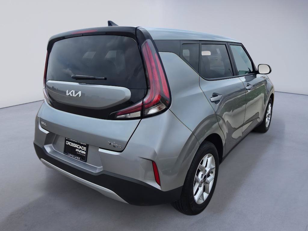 Used 2025 Kia Soul LX w/ LX Technology Package FWD image 6