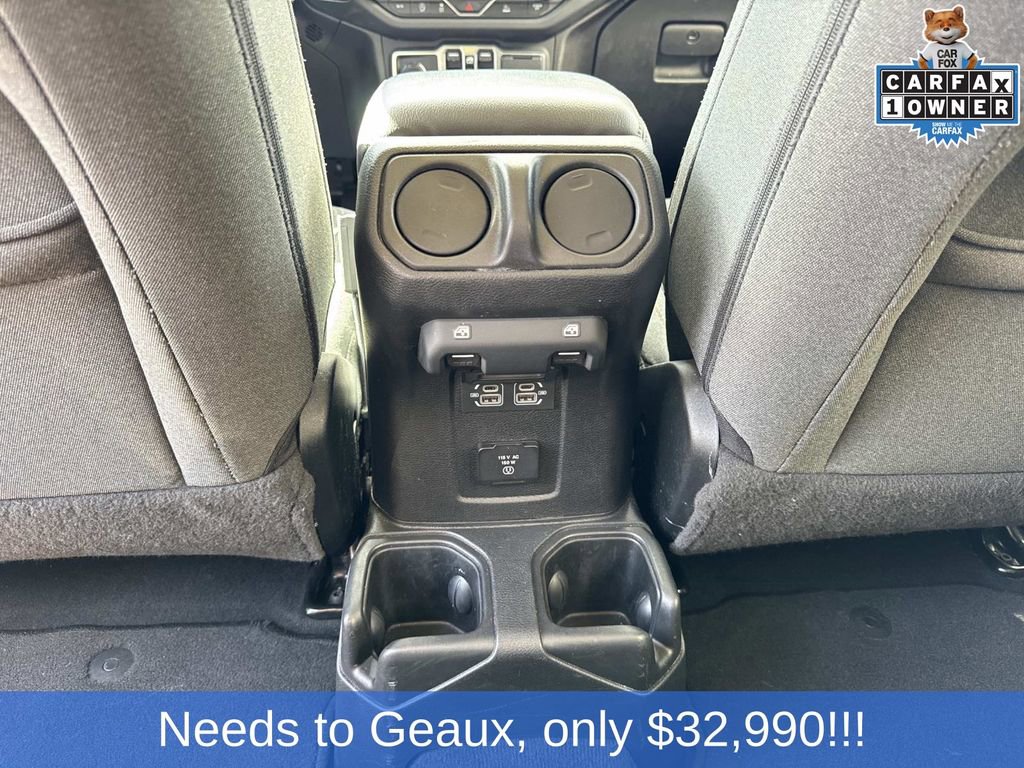 Used 2024 Jeep Wrangler Unlimited Sahara AWD/4WD image 34