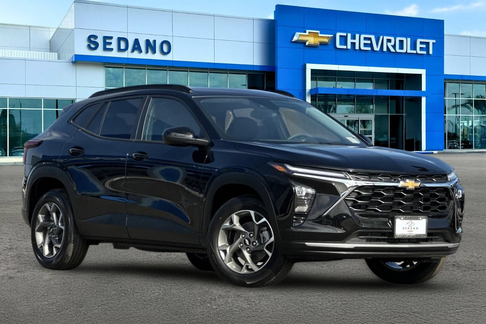 New 2026 Chevrolet Trax LT FWD image 2