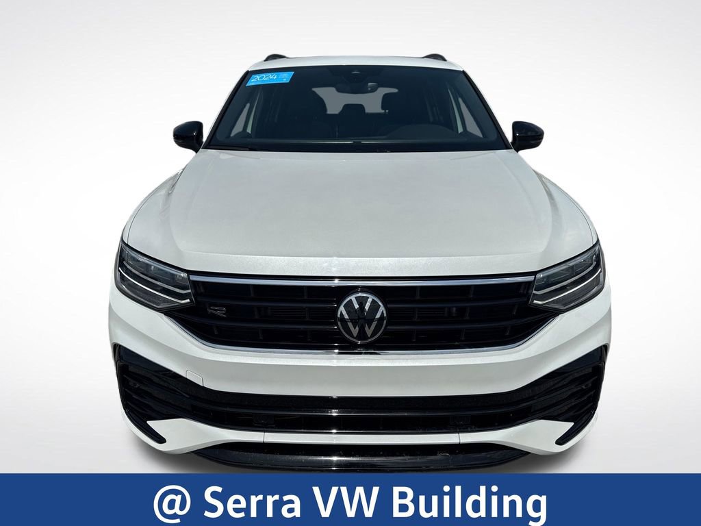 Used 2024 Volkswagen Tiguan SE R-Line AWD/4WD image 10
