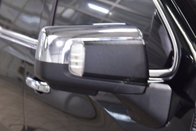 Used 2021 GMC Sierra 1500 SLT w/ SLT Premium Package AWD/4WD image 15