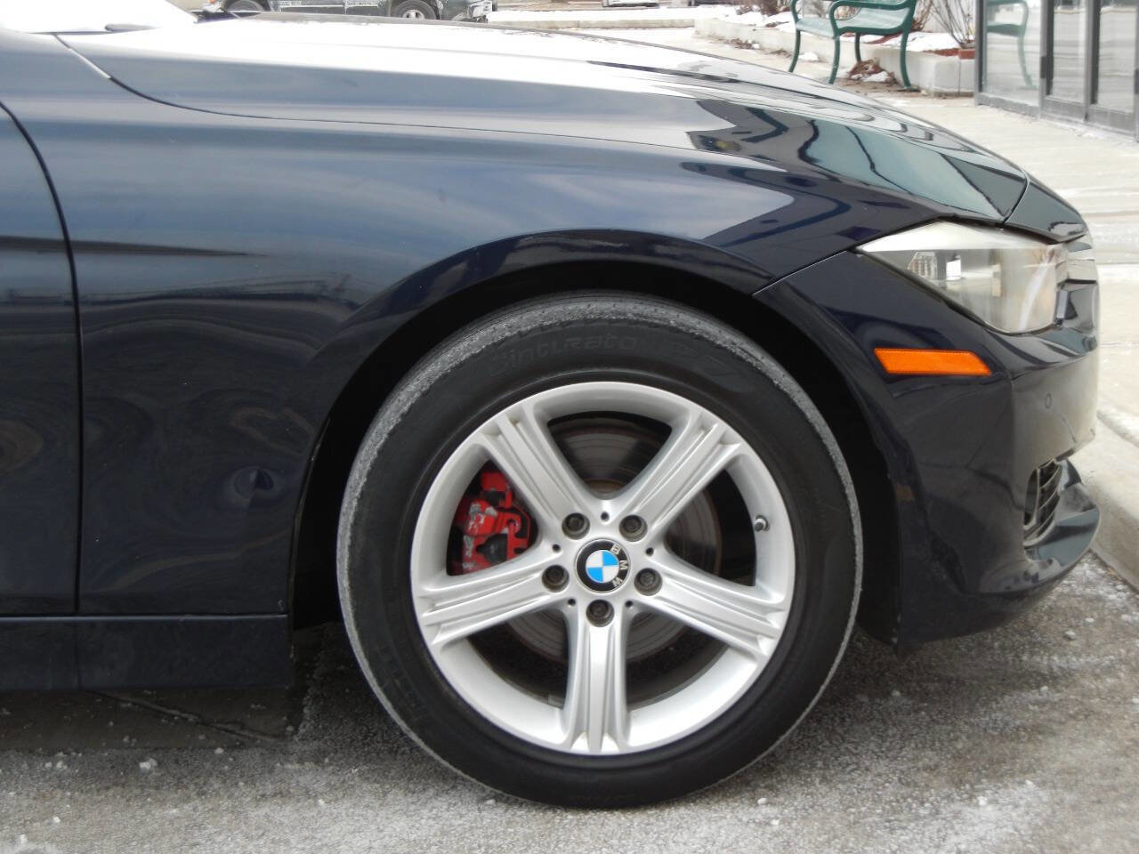 Used 2014 BMW 320i Sedan RWD image 22