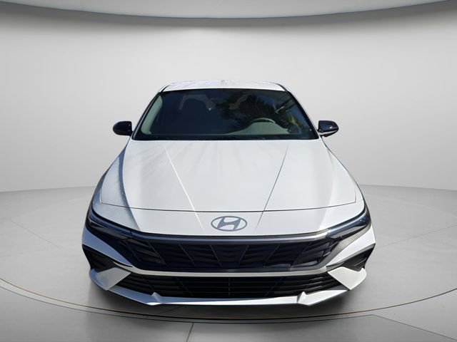 Used 2026 Hyundai Elantra Sport w/ Cargo Package FWD image 3