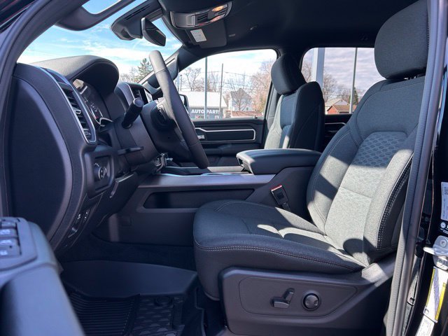 New 2026 RAM 1500 Big Horn AWD/4WD image 27
