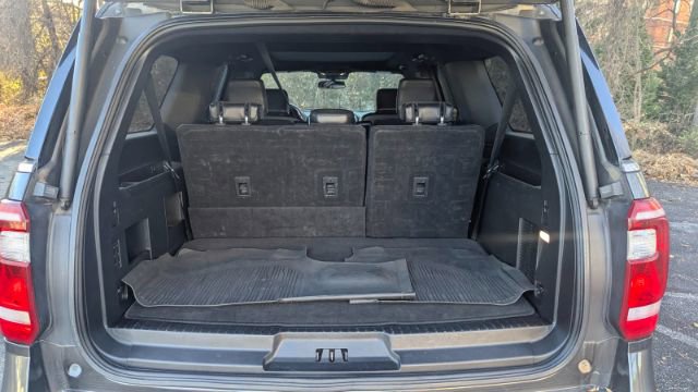Used 2021 Ford Expedition Max XLT image 13