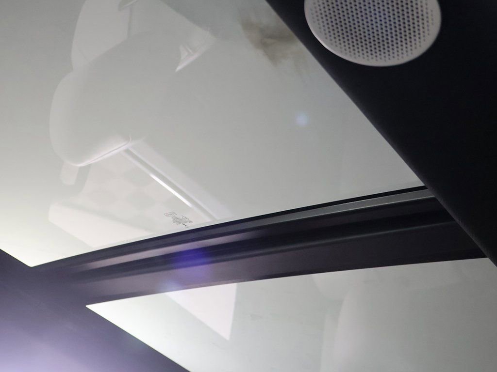 Used 2023 Ford F150 Lightning Platinum image 26