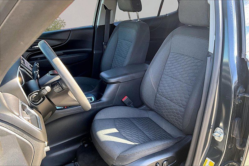 Used 2020 Chevrolet Equinox LT FWD image 20