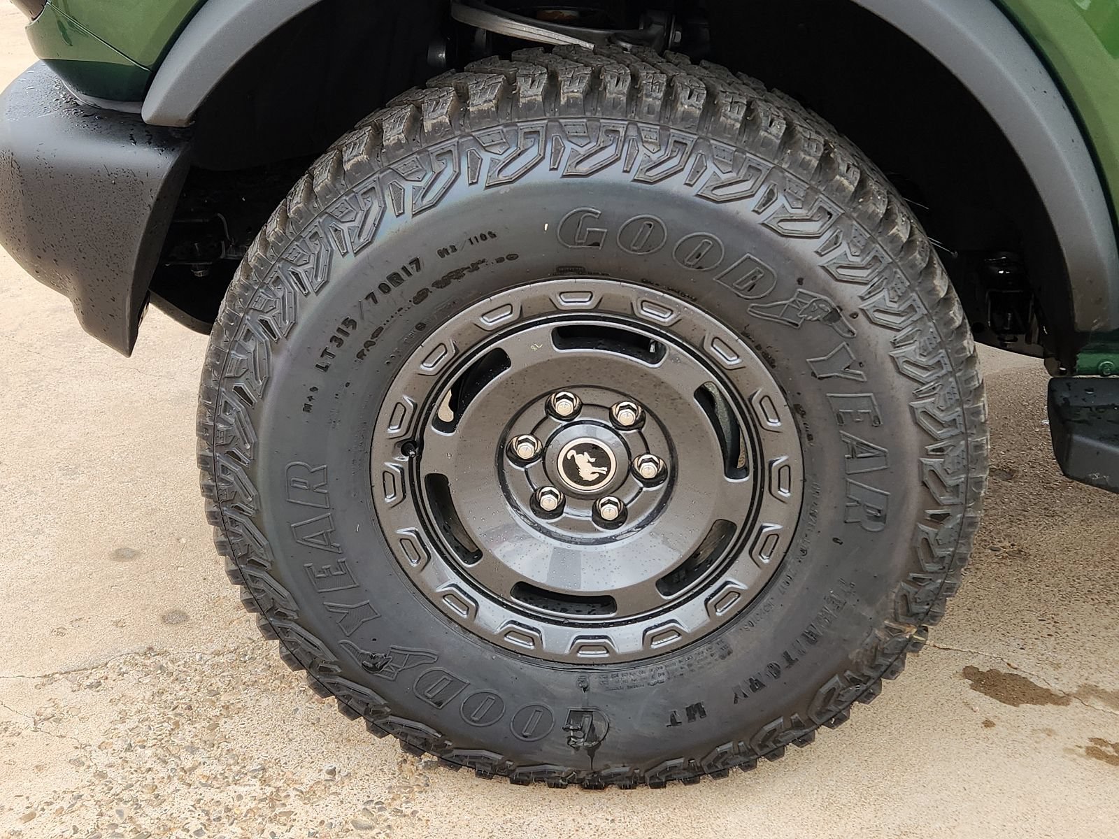 New 2024 Ford Bronco Outer Banks AWD/4WD image 7