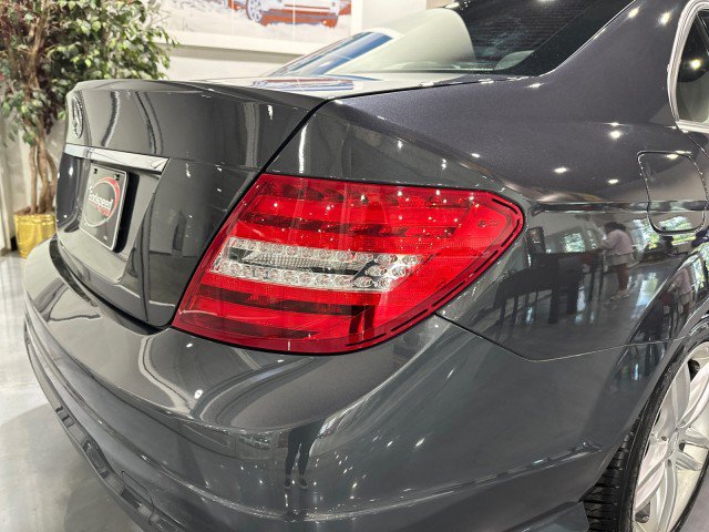 Used 2013 Mercedes-Benz C 250 Sedan image 26