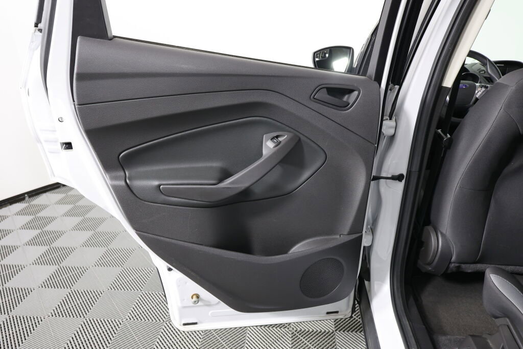 Used 2015 Ford Escape S image 14