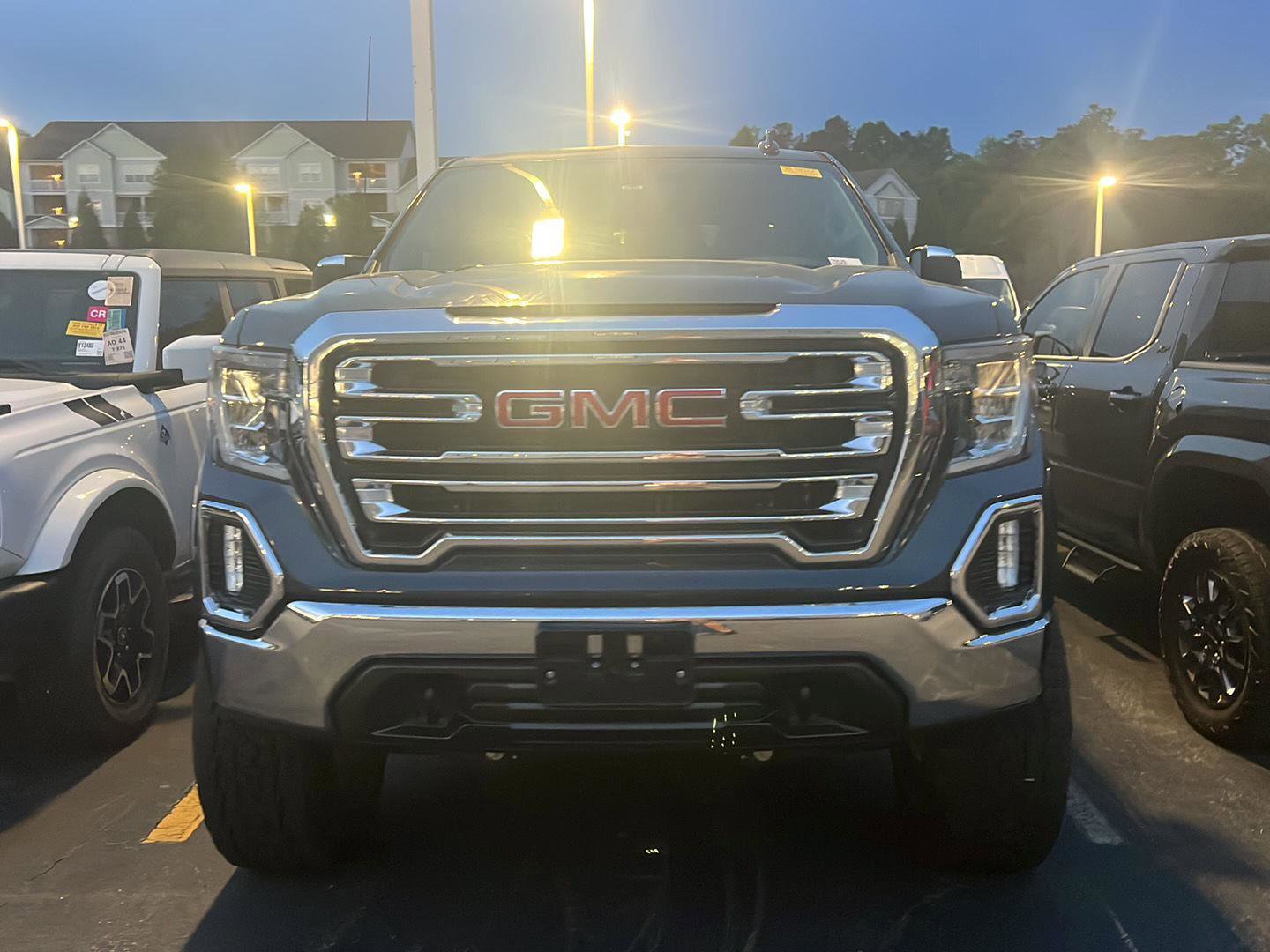 Used 2020 GMC Sierra 1500 SLT image 4