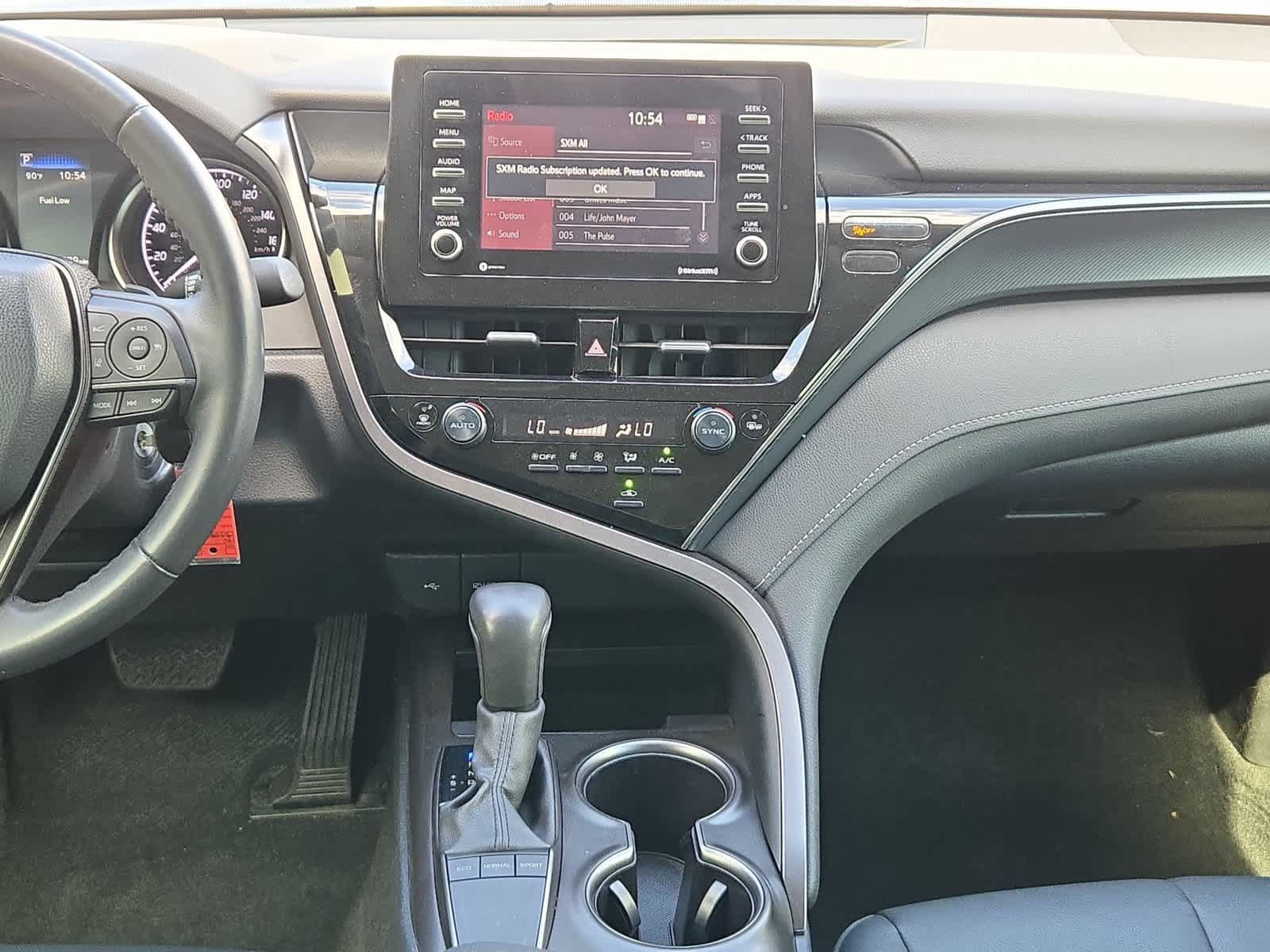 Used 2024 Toyota Camry SE FWD image 28