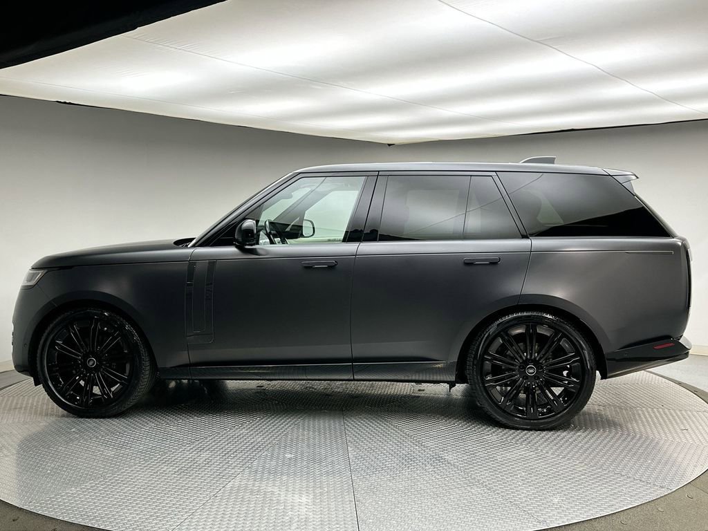 Used 2024 Land Rover Range Rover SE AWD/4WD image 10