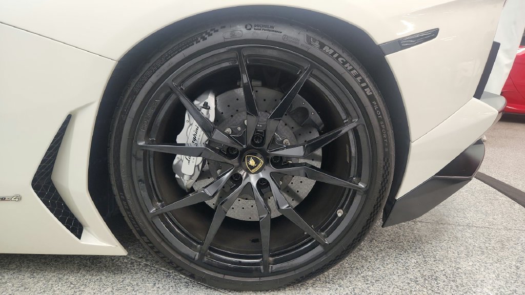 Used 2013 Lamborghini Aventador LP 700-4 AWD/4WD image 35