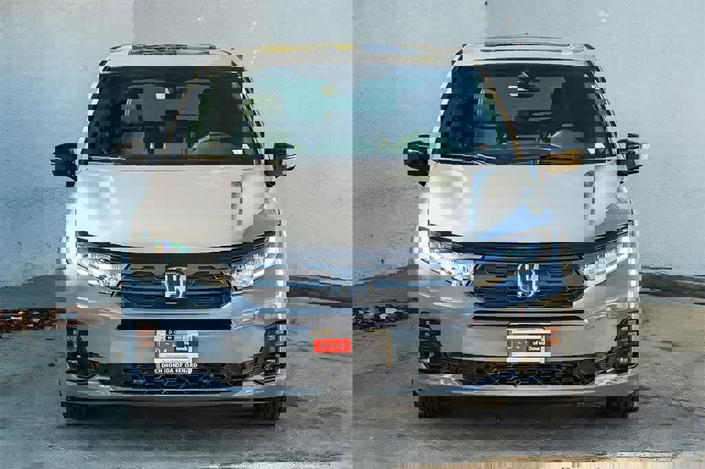 New 2026 Honda Odyssey Sport-L image 2