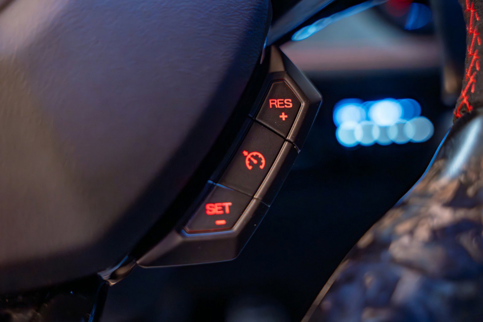 Used 2018 Lamborghini Huracan Performante image 38