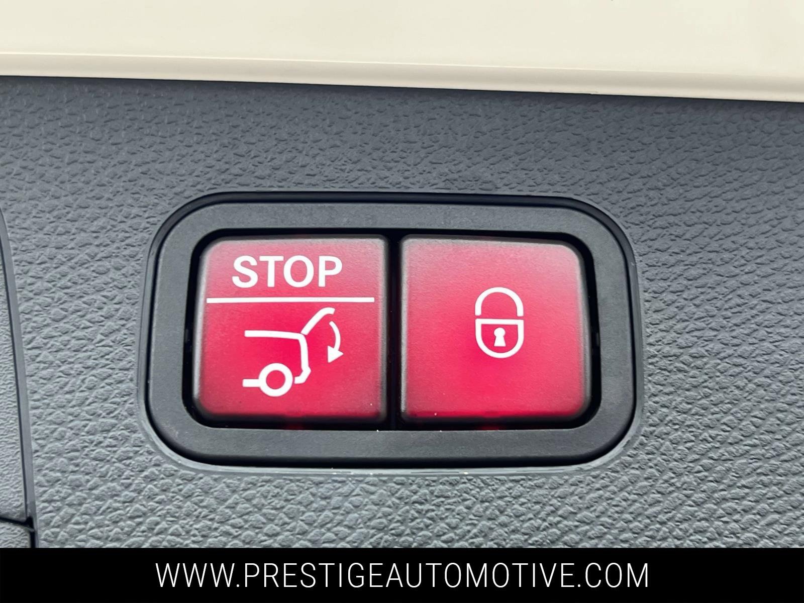 Used 2022 Mercedes-Benz GLC 300 GLC 300 image 13