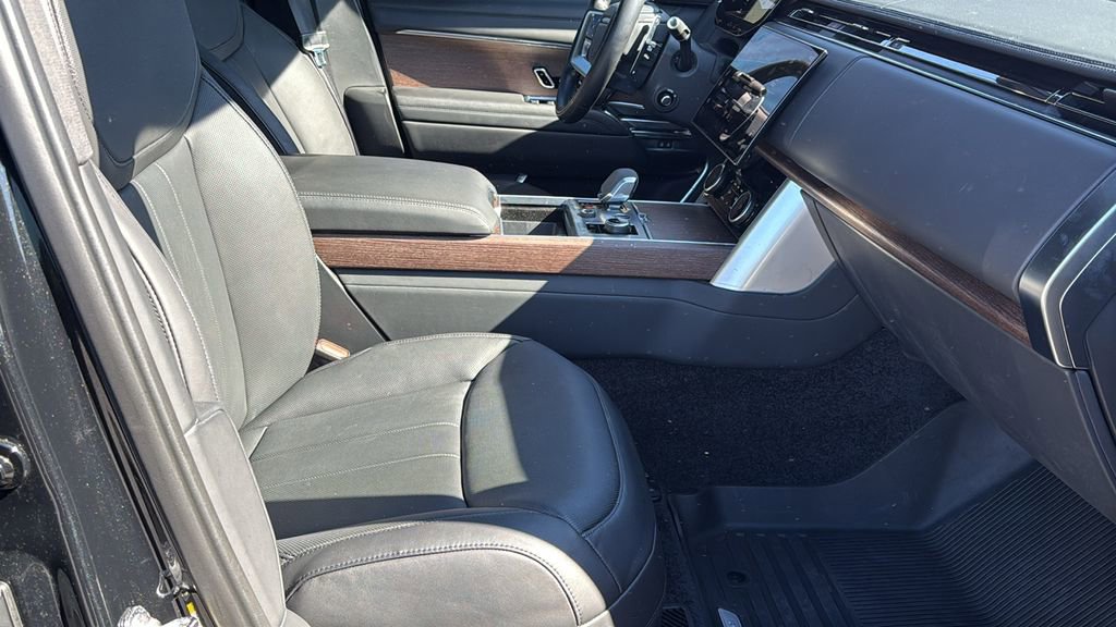 Used 2023 Land Rover Range Rover SE image 10