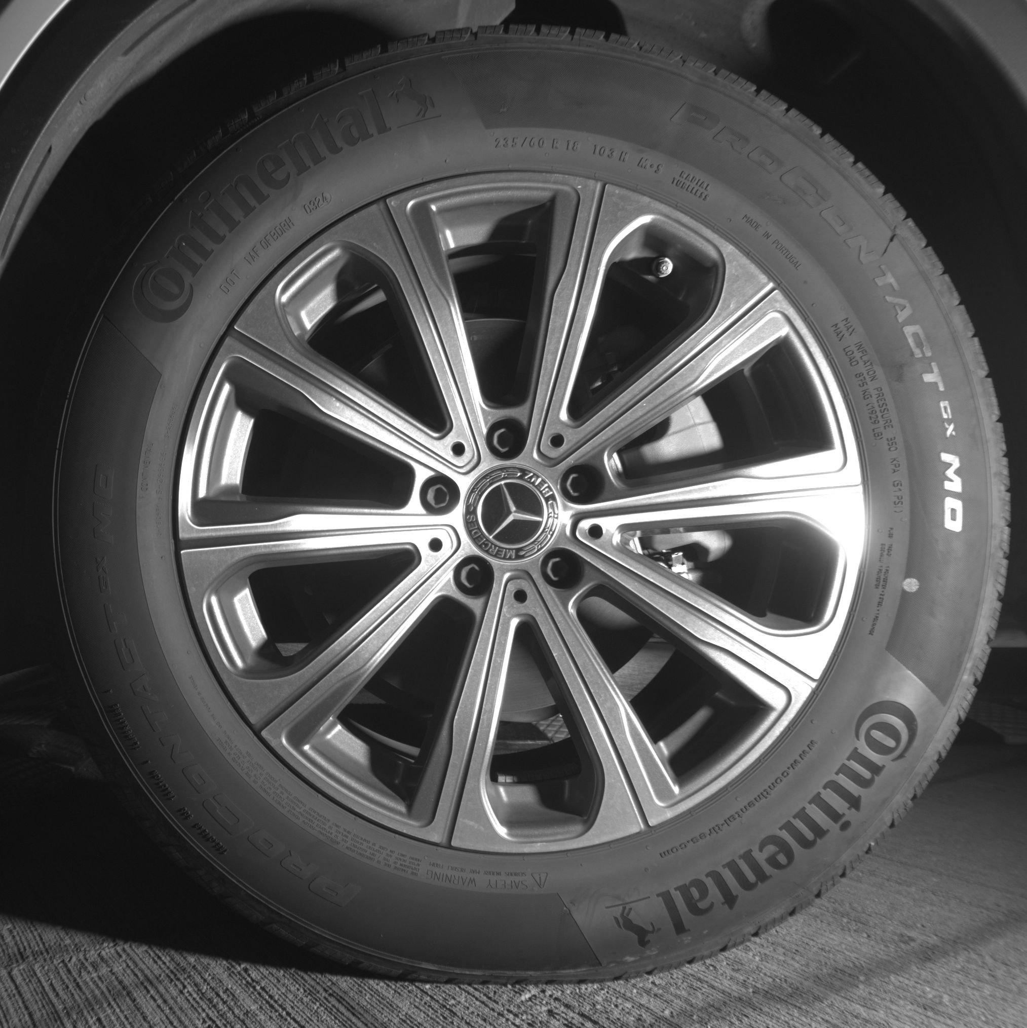 Used 2024 Mercedes-Benz GLC 300 image 12