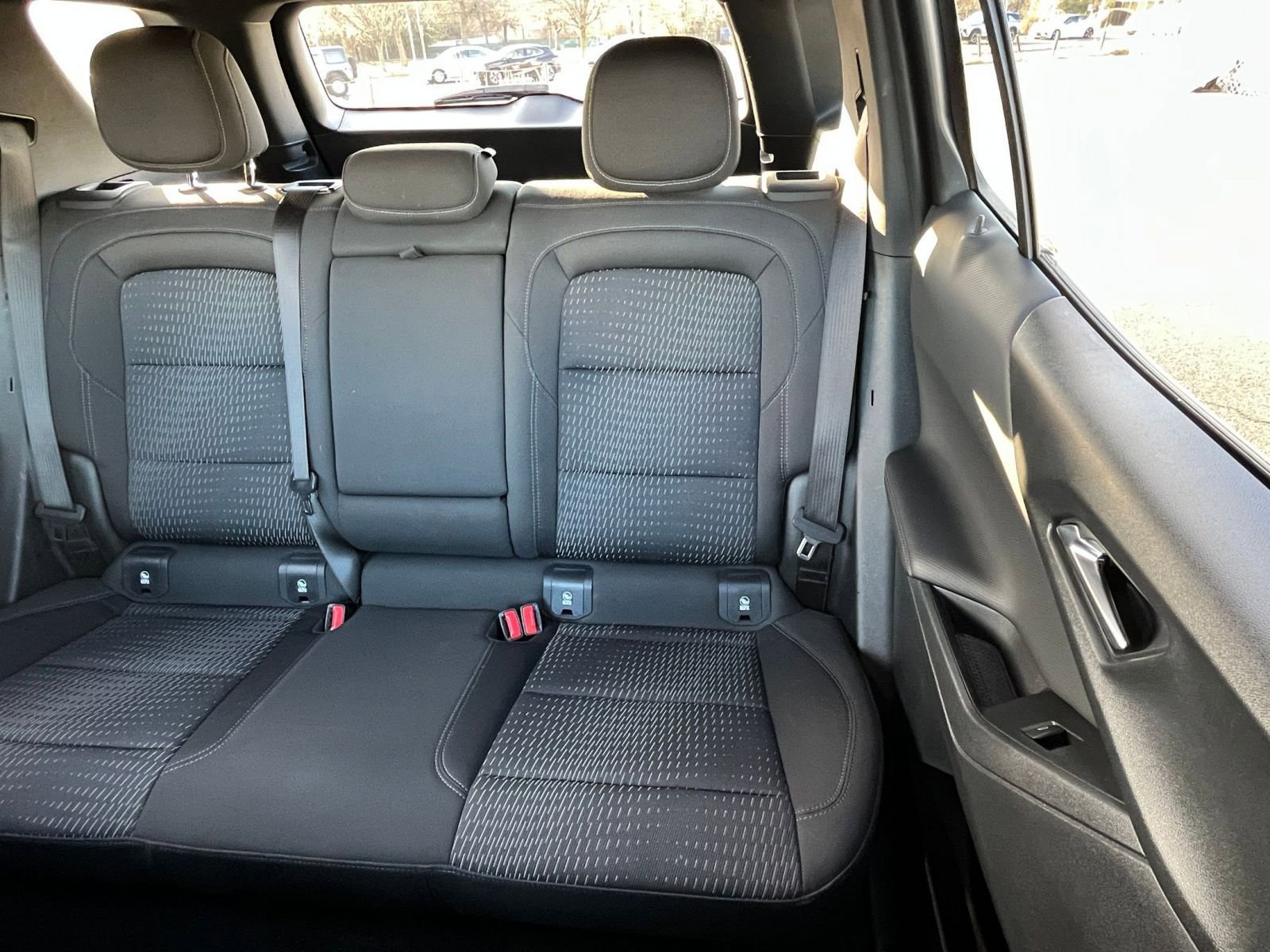 Used 2025 Chevrolet Equinox LT image 36