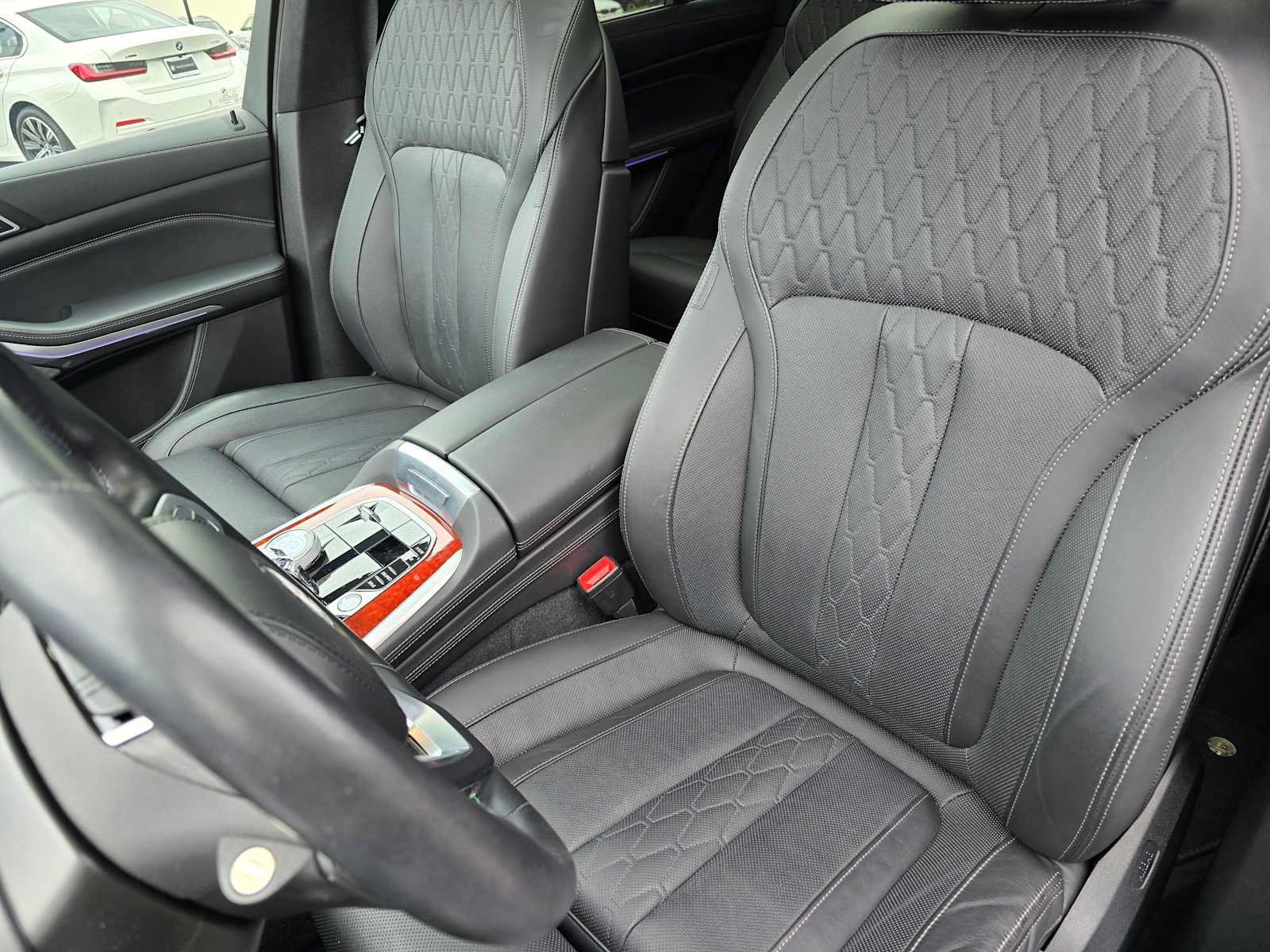 Used 2023 BMW ALPINA XB7 AWD/4WD image 22