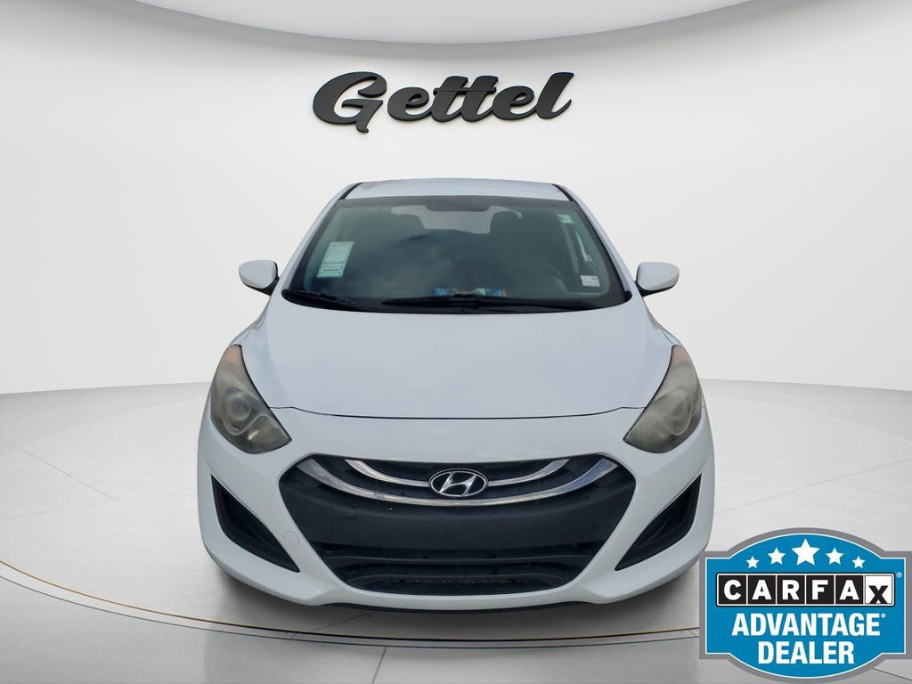Used 2017 Hyundai Elantra GT image 8