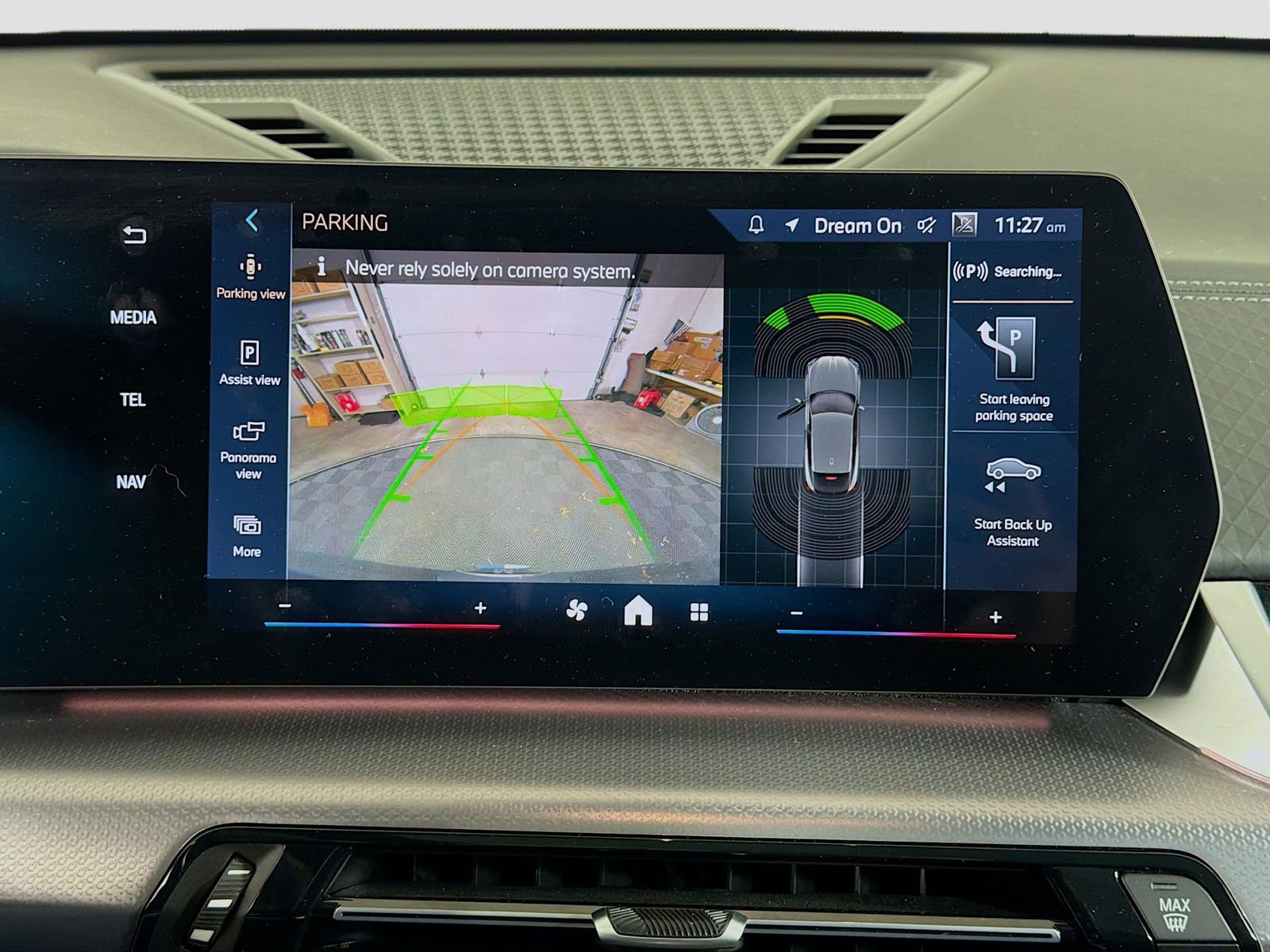 Used 2025 BMW X2 xDrive28i w/ M Sport Package image 17