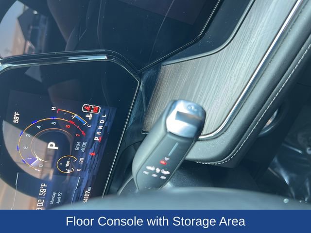 Used 2025 Chevrolet Tahoe LT AWD/4WD image 24