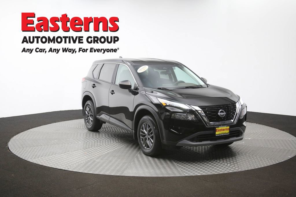 Used 2023 Nissan Rogue S AWD/4WD image 49
