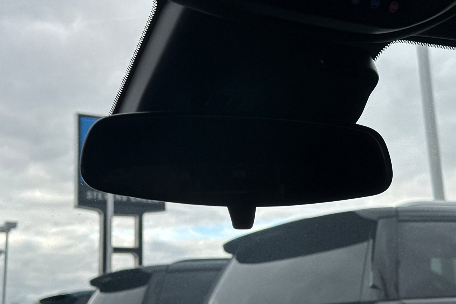 Used 2025 Chevrolet Trax RS w/ Driver Confidence Package image 25