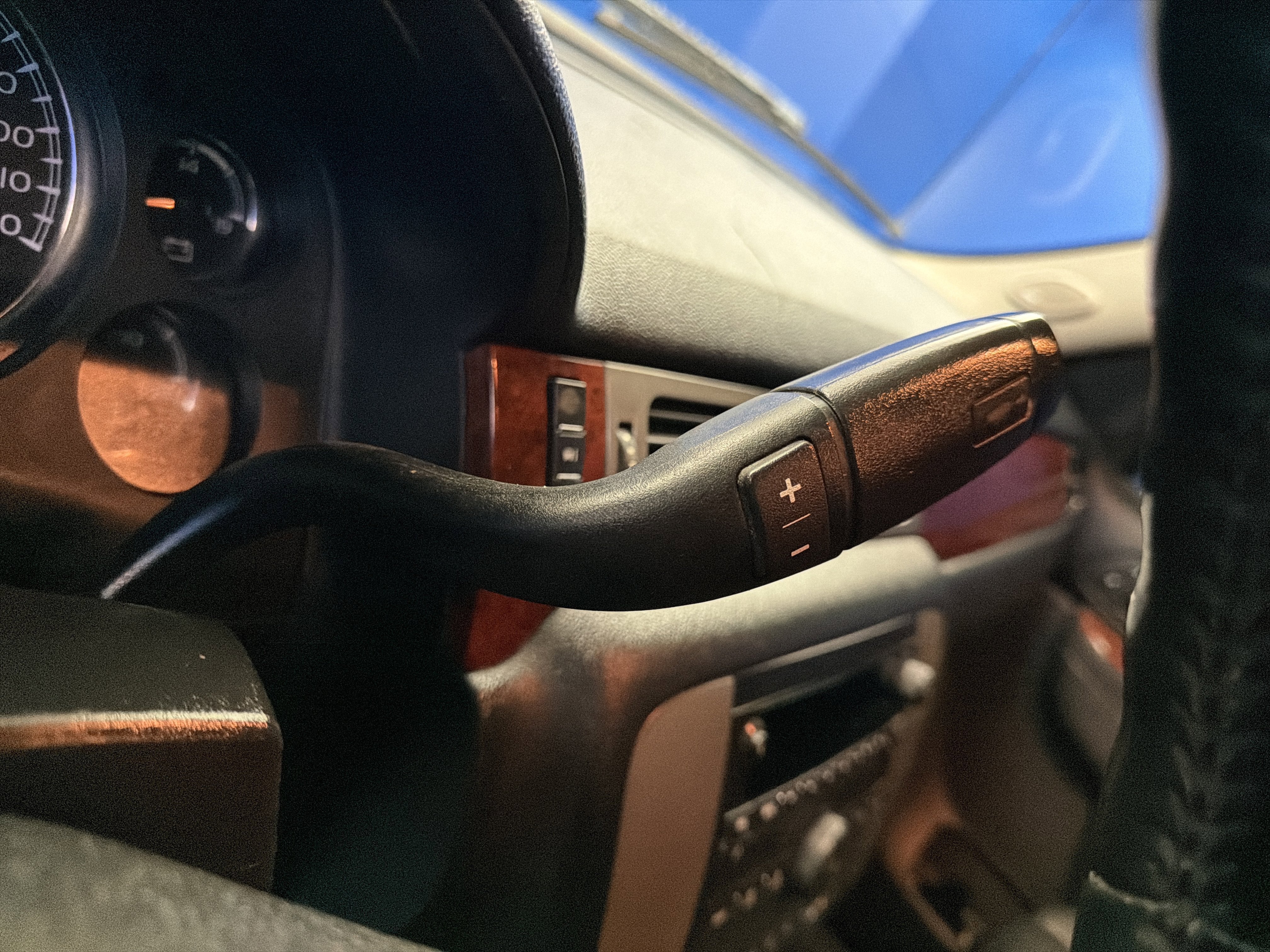 Used 2012 GMC Sierra 1500 SLT w/ Suspension Package, Off-Road image 18