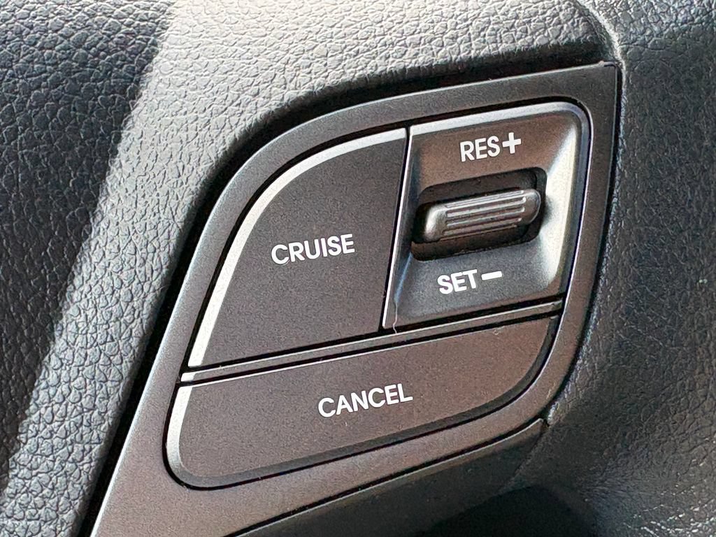 Used 2018 Hyundai Santa Fe Sport AWD/4WD image 6