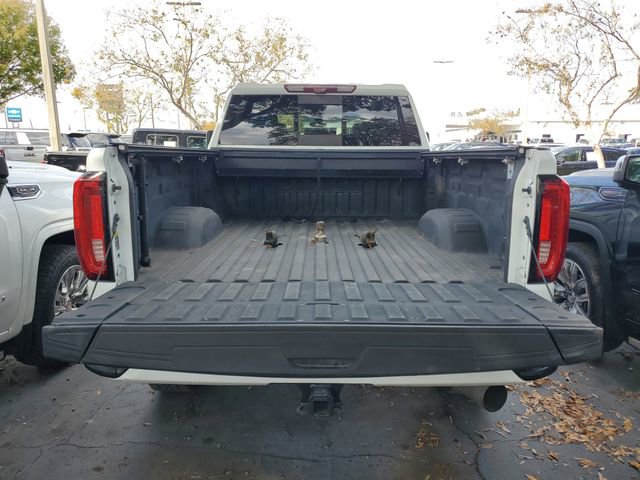 Used 2020 GMC Sierra 2500 Denali w/ Technology Package image 9