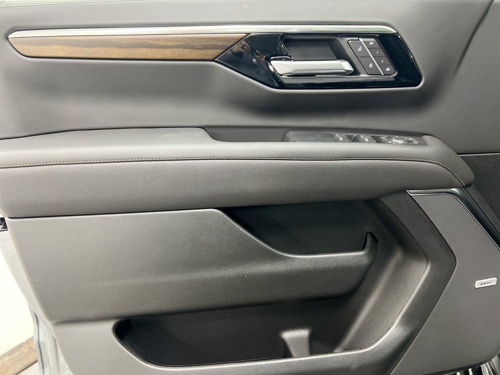 New 2027 Chevrolet Tahoe High Country AWD/4WD image 22