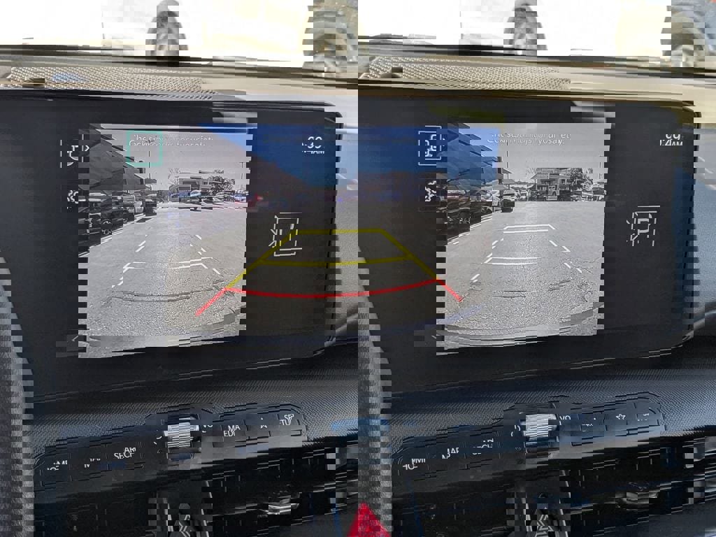 Used 2025 Kia K4 LXS image 21