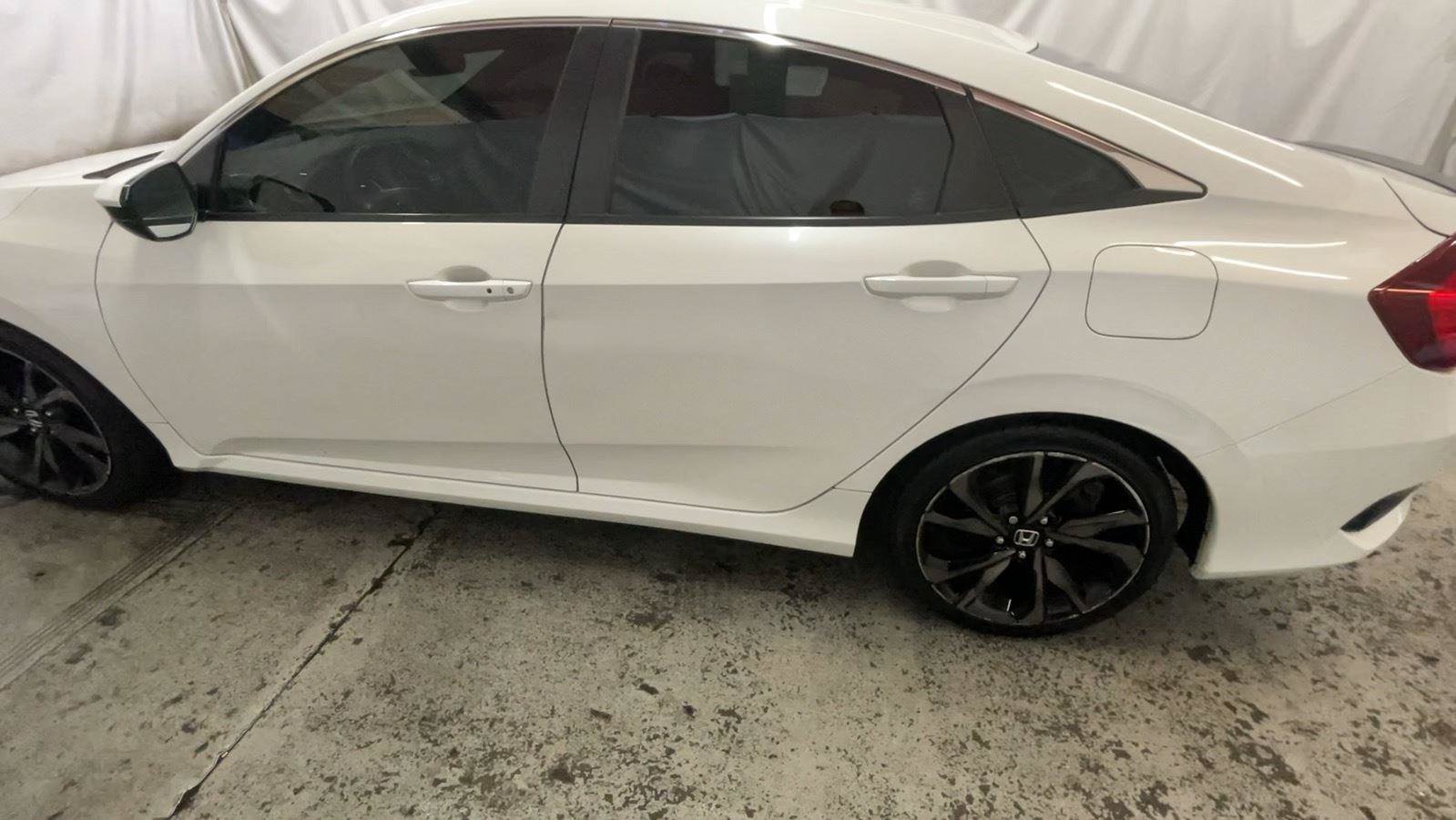 Used 2019 Honda Civic Sport image 12