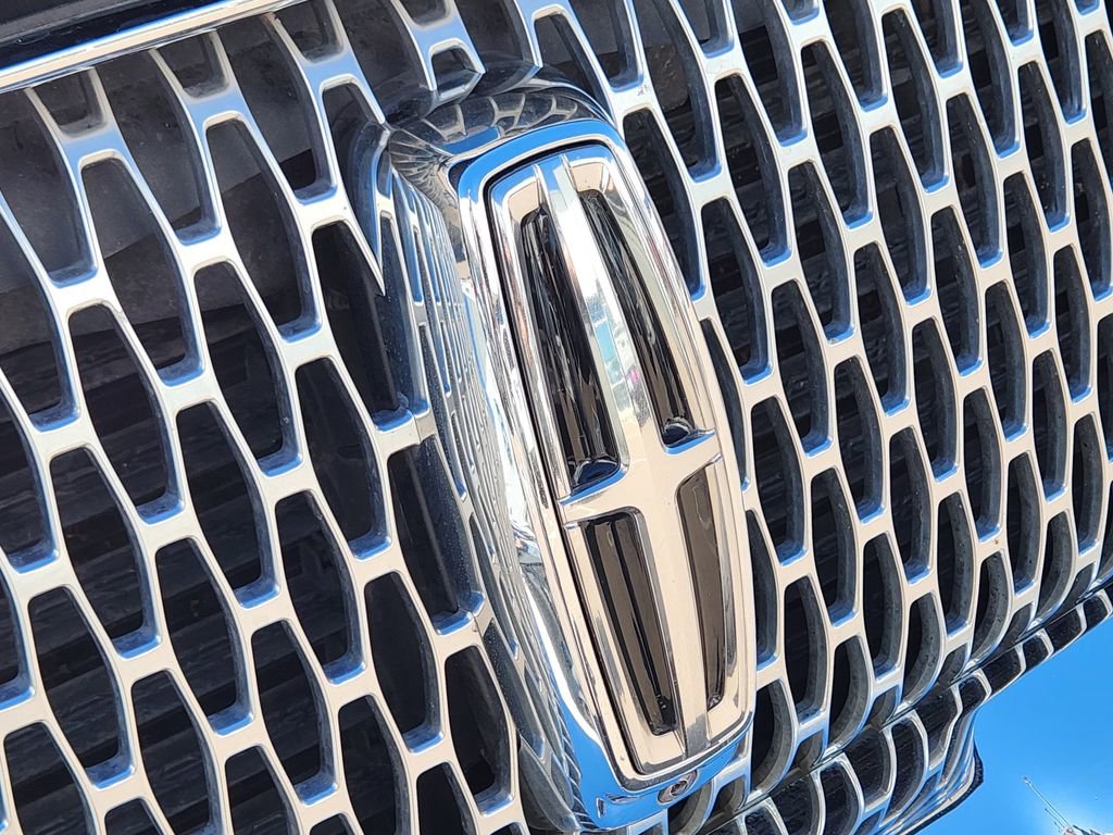 Used 2019 Lincoln Navigator Reserve image 15