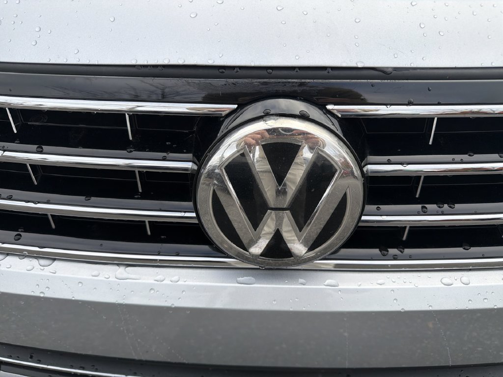 Used 2018 Volkswagen Passat 2.0T SE FWD image 31